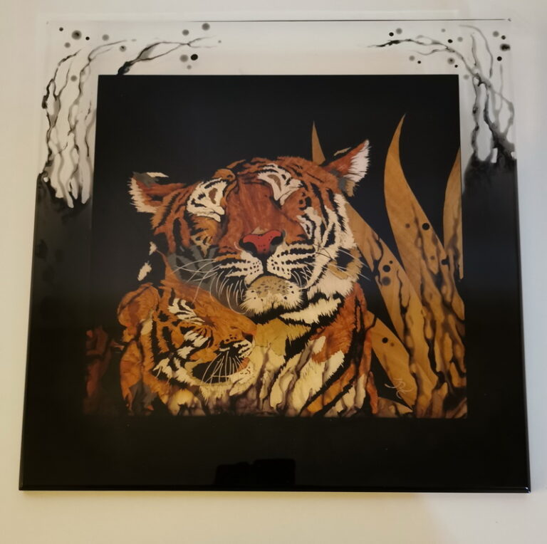 Tigre marqueterie